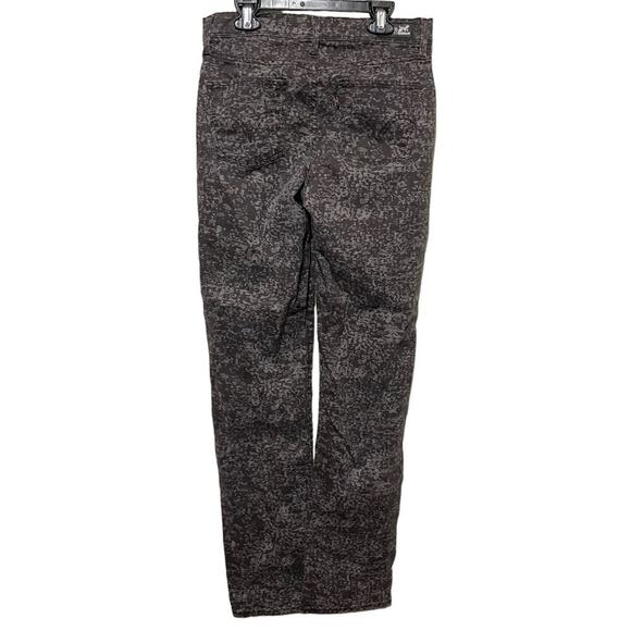 Levi's Dark Camo Perfectly Slimming 512 Straight Leg - Picture 4 of 10